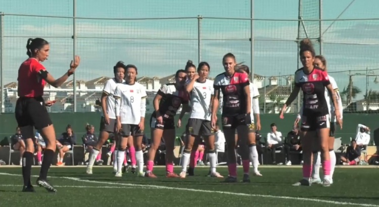  唐佳麗梅開二度、邵子欽破門，中國女足3-2擊敗Alhama俱樂部女足