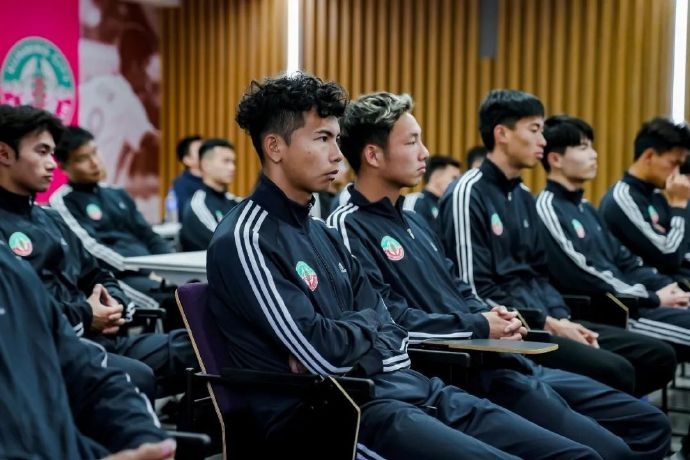  出征中乙！昆明城星足球俱樂部11日舉行新賽季見面會暨出征儀式