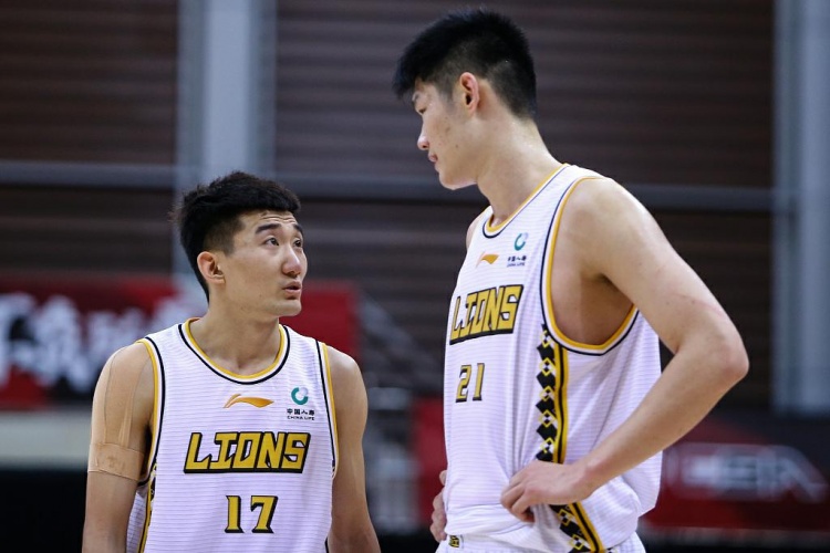  本賽季主場金身告破！張寧上籃絕殺 廣廈12連勝&主場19連勝遭終結(jié)
