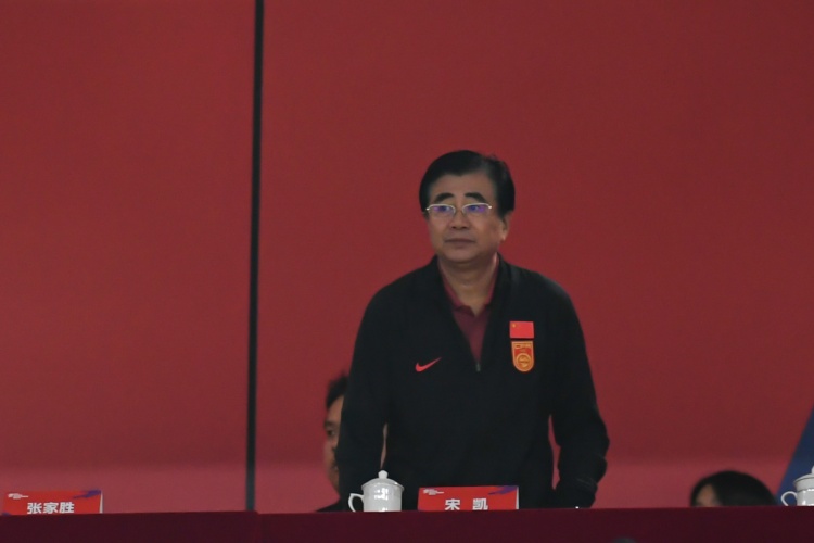  北青體育：宋凱、許基仁探班U20國(guó)青，將全程陪伴征戰(zhàn)U20亞洲杯